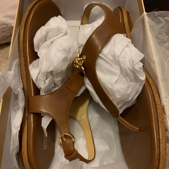 COPY - Michael Kors Sandals - Picture 3 of 5